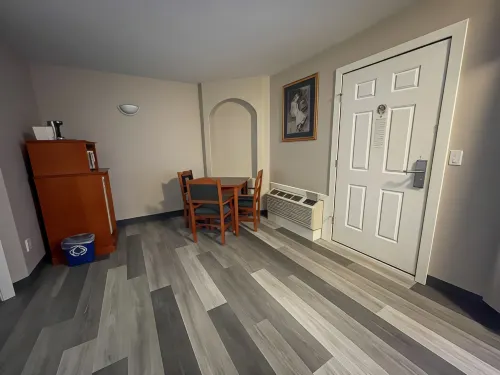 Baymont by Wyndham Hinton Chambres Photos