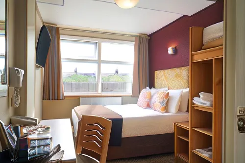 Antoinette Hotel Wimbledon Zimmer Photos