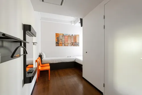 EasyHotel Amsterdam City Centre South Photos