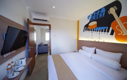 Front One Hotel Tulungagung Unggulan Photos