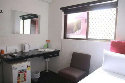 Ascot Budget Inn & Residences Photos