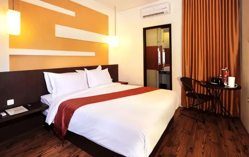 Savali Hotel Kamar Photos