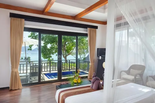 Phi Phi Long Beach Resort & Villa Photos