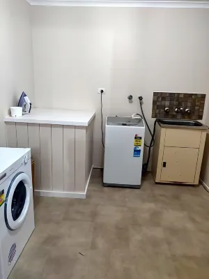 Summers Rest Units Public Areas Photos