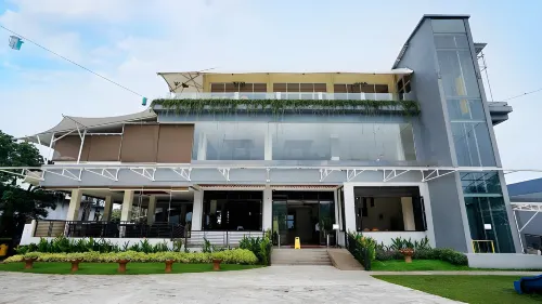 The Highland Park Resort Bogor Eksterior Photos