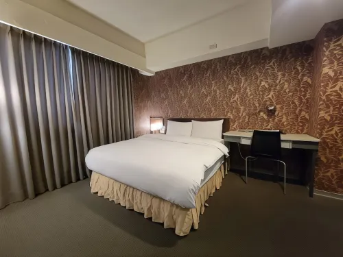 The Galerie Hotel Rooms Photos