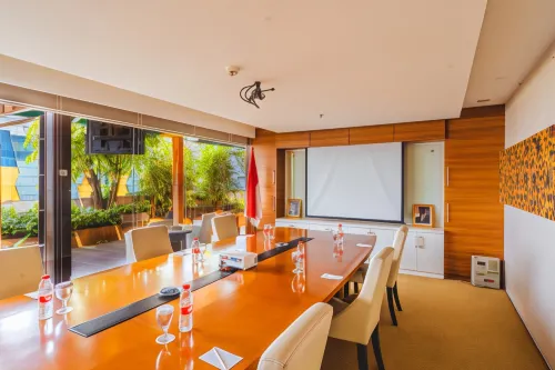 The Falatehan Hotel By Safin Business Facilities Photos