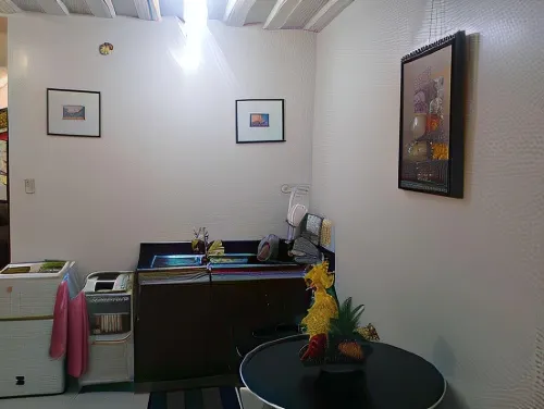 Ekonumi Rooms at Moonwalk Paranaque Photos