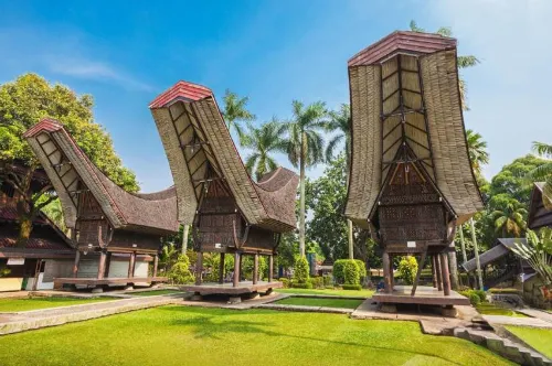 The Kartini 8 Residence Dekat Hotel Photos
