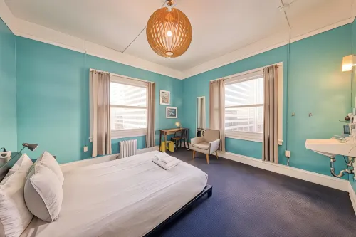 HI San Francisco Downtown Hostel Rooms Photos