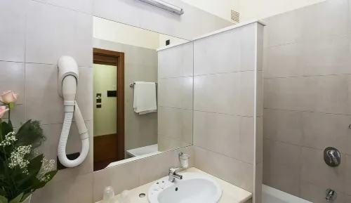 Hotel HR Rooms Photos
