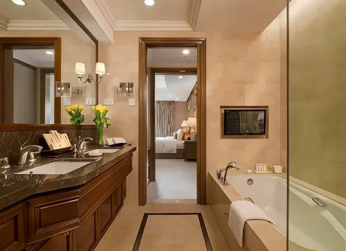 Discovery Primea, Manila Rooms Photos