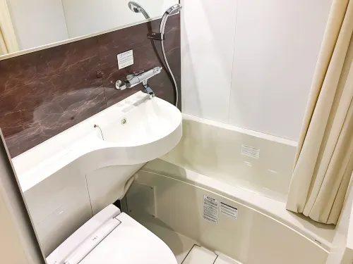 HOTEL LiVEMAX Shinyokohama Rooms Photos