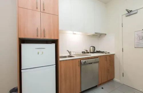 Urban Apartments Melbourne on Elizabeth Camere Photos