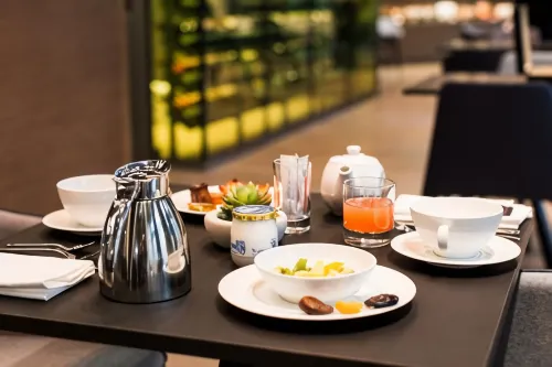Golden Tulip Saint Malo - le Grand BÉ Dining Photos