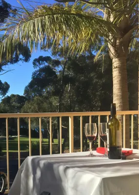 Huskisson Bayside Resort Dining Photos