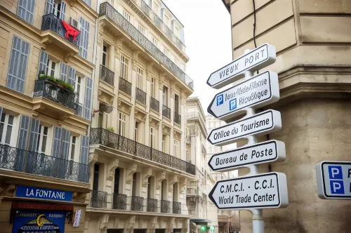 Staycity Aparthotels Centre Vieux Port À proximité de l'hôtel Photos