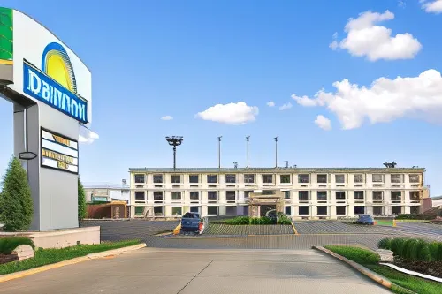 Days Inn by Wyndham Columbus Airport Extérieur Photos