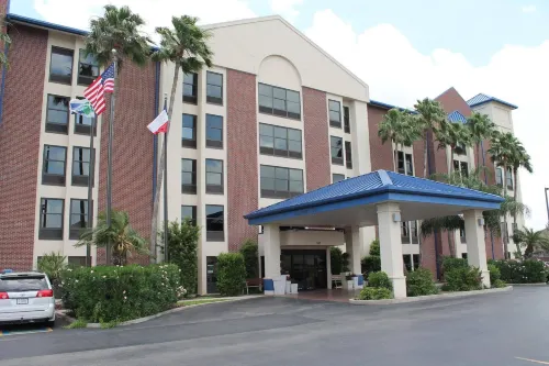 Holiday Inn Express Harlingen Extérieur Photos