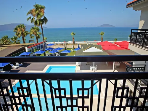 URAS BEACH HOTEL À proximité de l'hôtel Photos