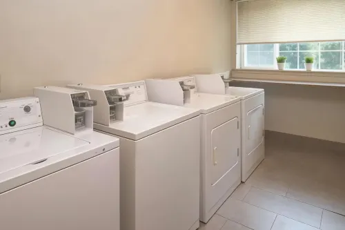 Best Western Plus Parkway Inn Public Areas Photos