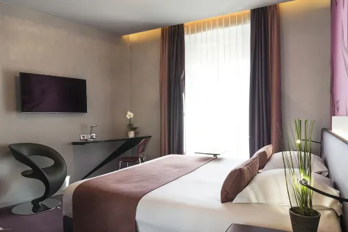 Le Bon Hôtel Huoneet Photos
