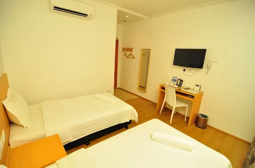 1 Million Hotel Da non perdere Photos