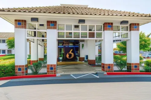 Motel 6 Oakdale, CA Aree comuni Photos