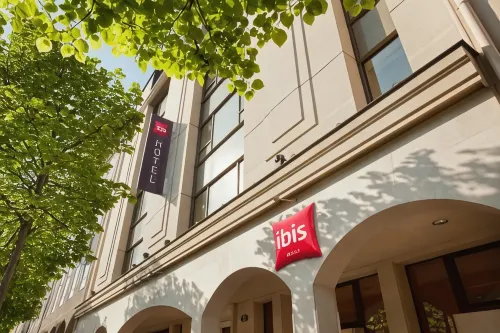 Hôtel ibis Paris Rueil Malmaison Extérieur Photos
