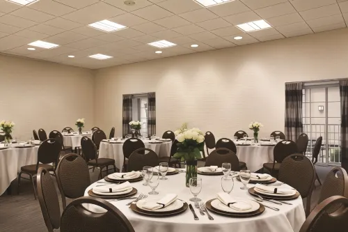 DoubleTree by Hilton Hotel Boston - Downtown Dining Photos