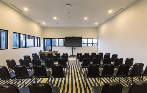 ARTOTEL Hub Simpang Temu Fasilitas Bisnis Photos