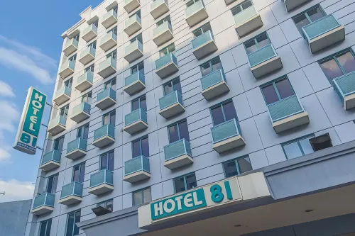 Hotel 81 Premier Hollywood Extérieur Photos