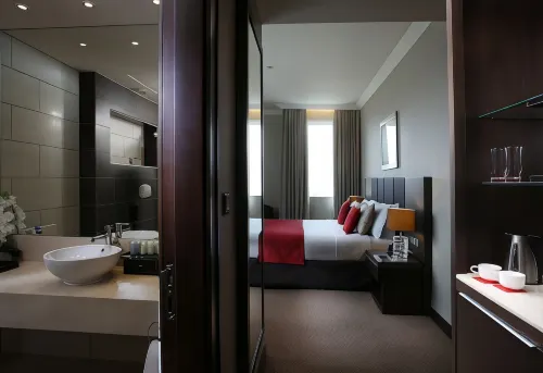 Ramada by Wyndham Abu Dhabi Downtown Camere Photos