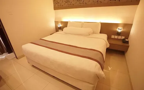 Viva Hotel Kediri, Azana Hotel Collection Kamar Photos