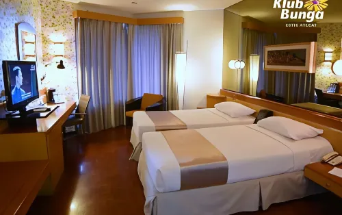 Klub Bunga Theme Park Hotel Kamar Photos