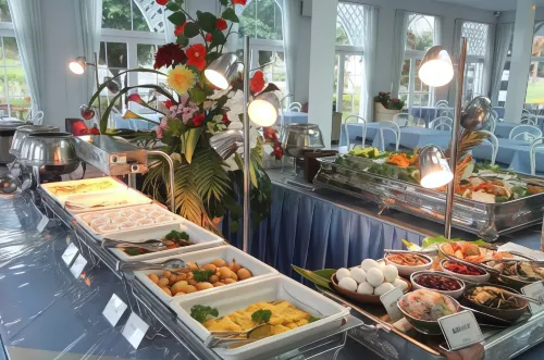 Pricia Resort Yoron Dining Photos