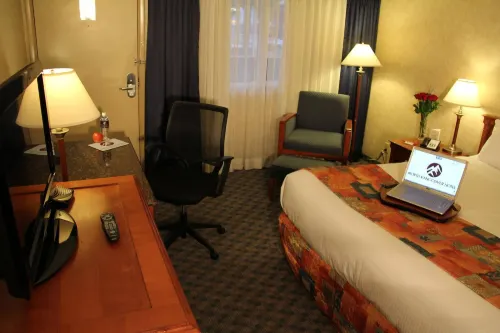 North Vancouver Hotel Rooms Photos