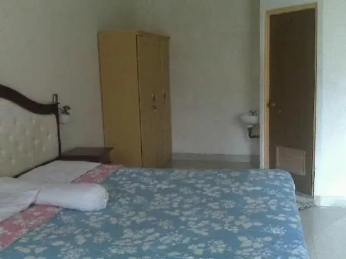 Hotel Laweyan Solo Photos