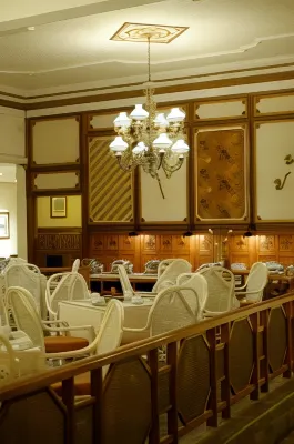 ÉL Hotel Kartika Wijaya Batu Питание Photos