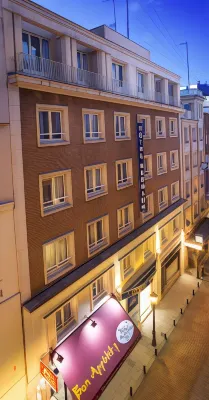 Hotel Avenida Gran Vía Extérieur Photos