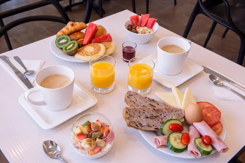 Hotel Coypel by Magna Arbor Paris Dining Photos