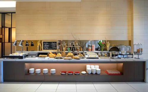 Midtown Residence Surabaya Makanan Photos