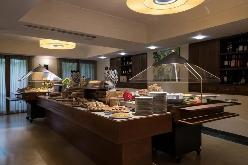 Artemis Hotel Restauranger Photos