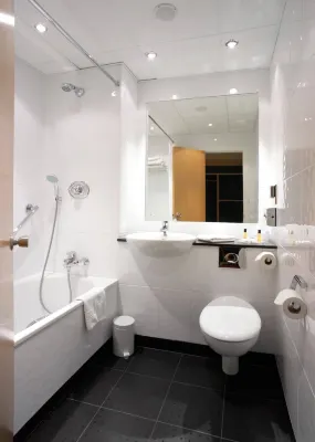 Best Western Plus Milford Hotel Rooms Photos