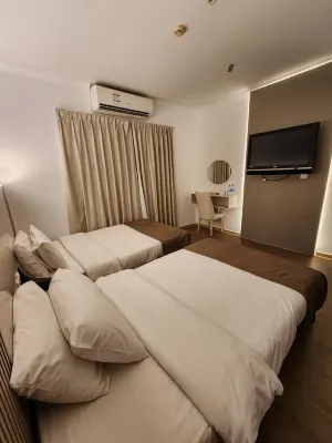 Sharjah International Airport Hotel Photos