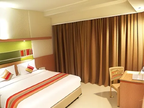 Kyriad Hotel Airport Jakarta Zimmer Photos