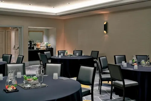 Renaissance Providence Downtown Hotel Dining Photos