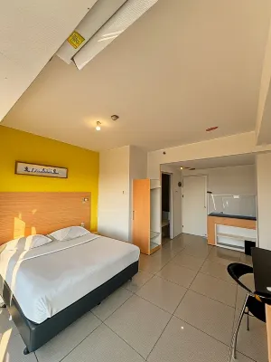 NEWLY Prima Orchard Hotel Bekasi Kamar Photos