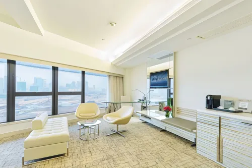Regal Oriental Hotel Photos