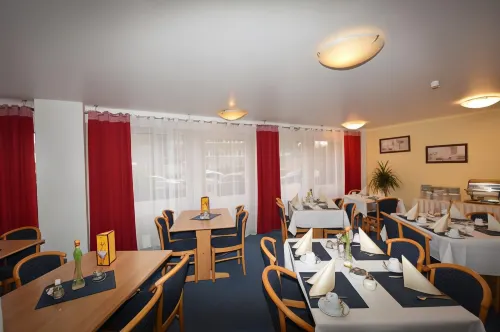 Best Western Comfort Business Hotel Düsseldorf-Neuss Mahlzeiten Photos
